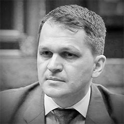 Михаил Оверченко