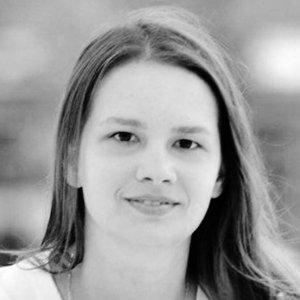 Анна Литвинова